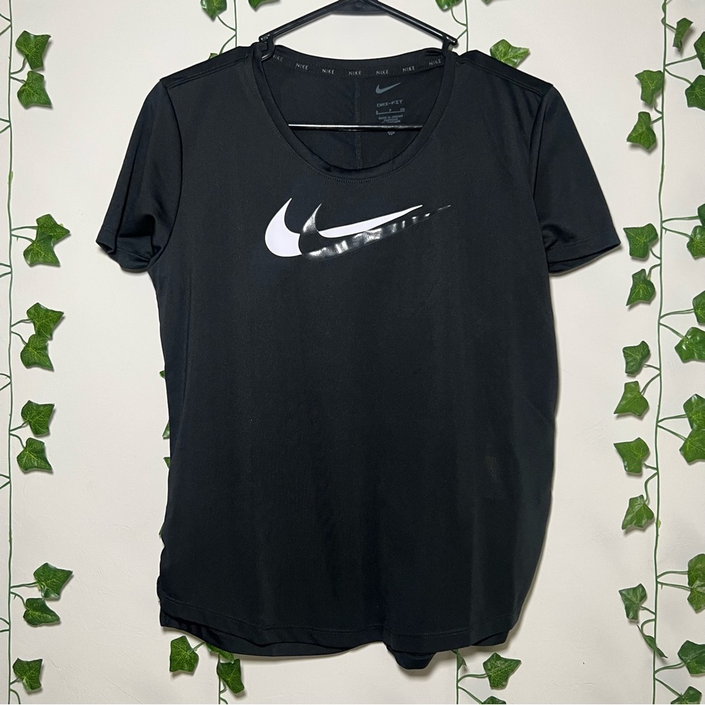 Nike - Women's Short-Sleeve Running Top